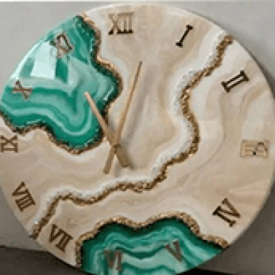 Epoxy Resin Green Shiny Marble Finish Clock